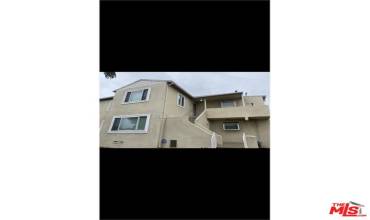 10502 S Van Ness Avenue, Los Angeles, California 90047, 3 Bedrooms Bedrooms, ,2 BathroomsBathrooms,Residential Lease,Rent,10502 S Van Ness Avenue,24466439