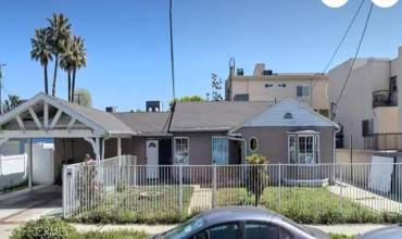 6016 Bellaire Avenue, North Hollywood, California 91606, 3 Bedrooms Bedrooms, ,3 BathroomsBathrooms,Residential,Buy,6016 Bellaire Avenue,GD24069795