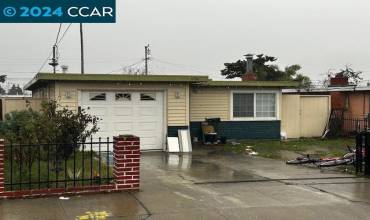 1004 Miner Ave, San Pablo, California 94806, 3 Bedrooms Bedrooms, ,1 BathroomBathrooms,Residential,Buy,1004 Miner Ave,41079511