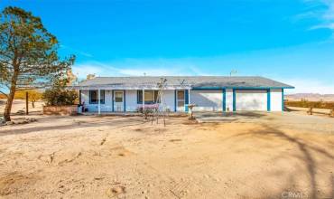 2526 Meldora Avenue, 29 Palms, California 92277, 1 Bedroom Bedrooms, ,1 BathroomBathrooms,Residential,Buy,2526 Meldora Avenue,JT24239360