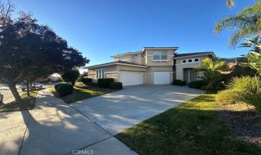 34046 Castle Pines Drive, Yucaipa, California 92399, 4 Bedrooms Bedrooms, ,3 BathroomsBathrooms,Residential,Buy,34046 Castle Pines Drive,CV24233178