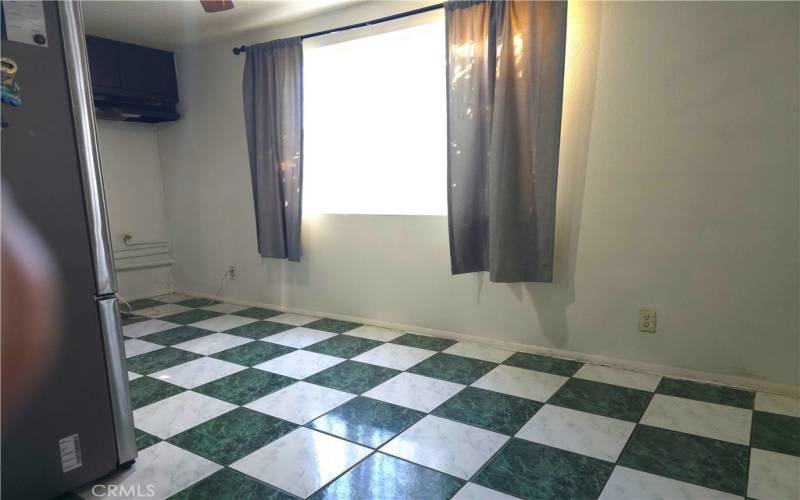 dinning area in family room