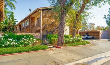 1030 Cabrillo Park Drive B, Santa Ana, California 92701, 1 Bedroom Bedrooms, ,1 BathroomBathrooms,Residential,Buy,1030 Cabrillo Park Drive B,OC24238311