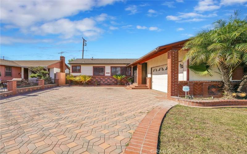 Mosaic Brick Driveway