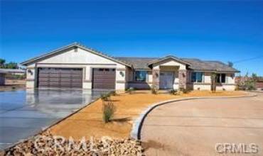 11123 Central Road, Apple Valley, California 92308, 4 Bedrooms Bedrooms, ,2 BathroomsBathrooms,Residential,Buy,11123 Central Road,IG24239263