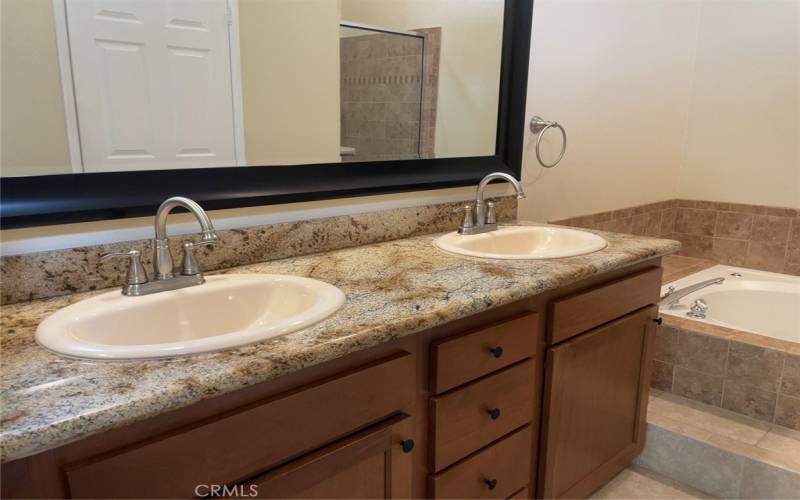 Primary bedroom, Dual sinks, separate soaking tub