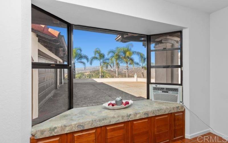 kitchen to casual dining area