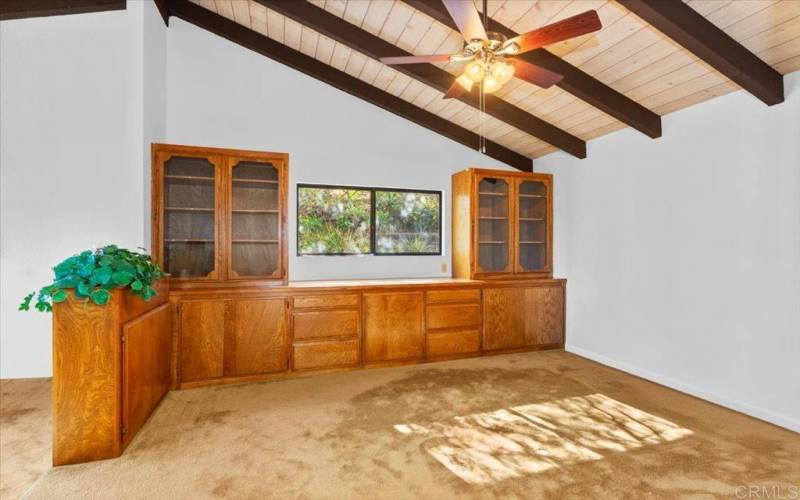 Formal dining room