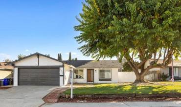 13023 Ashgate Pl, Poway, California 92064, 3 Bedrooms Bedrooms, ,2 BathroomsBathrooms,Residential,Buy,13023 Ashgate Pl,PTP2407237