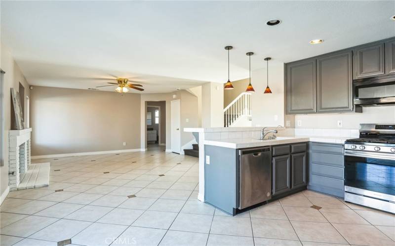 Kitchen Opens to Fam Rm