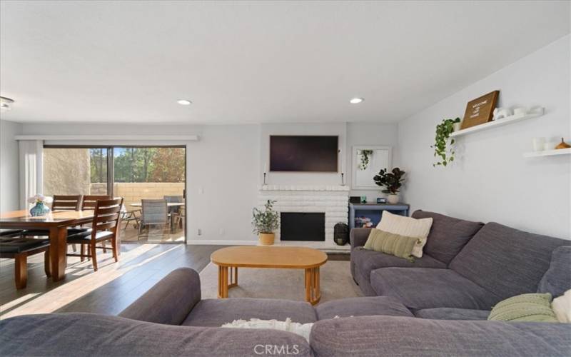 Living room with Fireplace and TV hookups