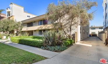 840 S Bedford Street, Los Angeles, California 90035, 2 Bedrooms Bedrooms, ,2 BathroomsBathrooms,Residential Lease,Rent,840 S Bedford Street,24466187