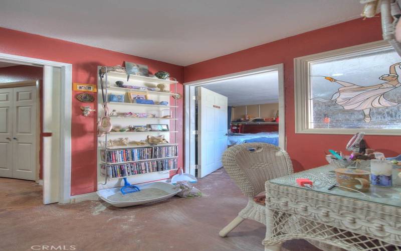 Hallway to the secondary bedroom