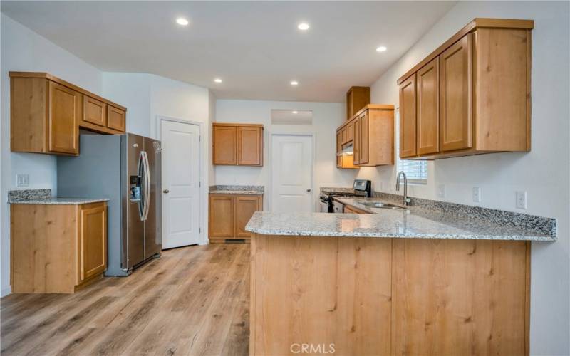 Kitchen/Dining area flow