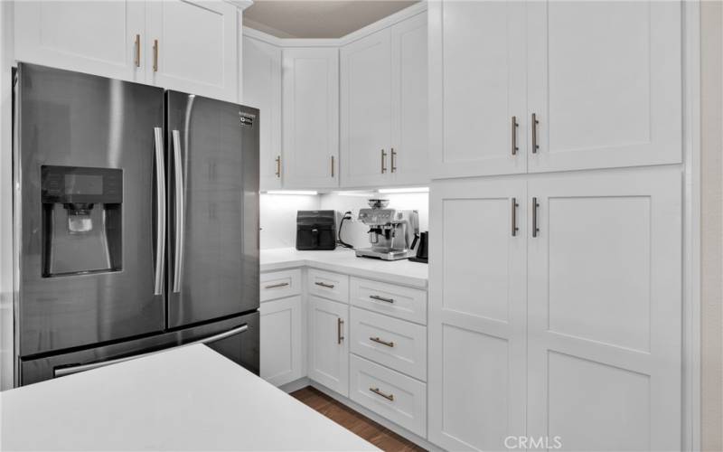 Stainless steel kitchen appliances