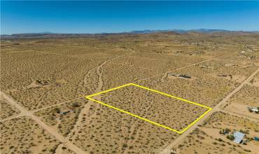 56300 Encantado Road, Landers, California 92285, ,Land,Buy,56300 Encantado Road,JT24240311