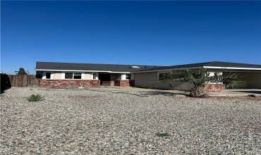 13101 Riverview, Victorville, California 92395, 3 Bedrooms Bedrooms, ,2 BathroomsBathrooms,Residential Lease,Rent,13101 Riverview,RS24240333