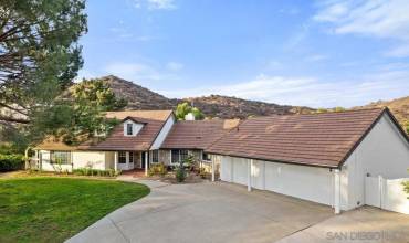 40781 Via De La Roca, Fallbrook, California 92028, 4 Bedrooms Bedrooms, ,2 BathroomsBathrooms,Residential,Buy,40781 Via De La Roca,240027507SD