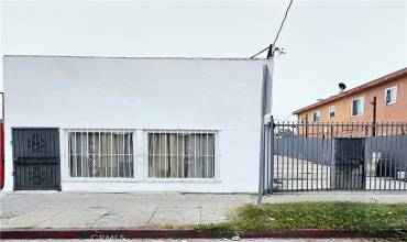 4606 Compton Avenue, Los Angeles, California 90011, ,Commercial Sale,Buy,4606 Compton Avenue,SR24009281