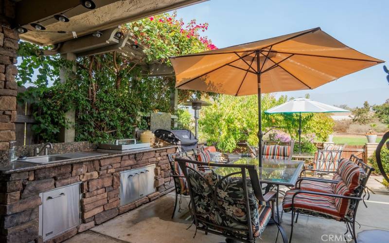 Patio Built in Kitchen