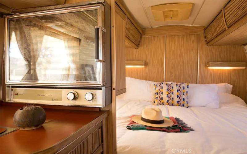 1975 Airstream