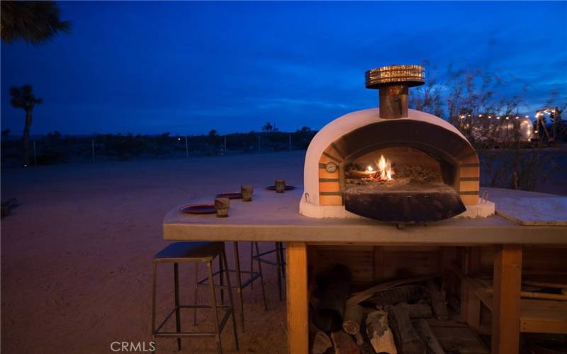 Outdoor Kitchen Pizza Oven