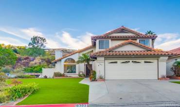 10302 Lake Ridge Court, Spring Valley, California 91977, 4 Bedrooms Bedrooms, ,3 BathroomsBathrooms,Residential,Buy,10302 Lake Ridge Court,PTP2407271