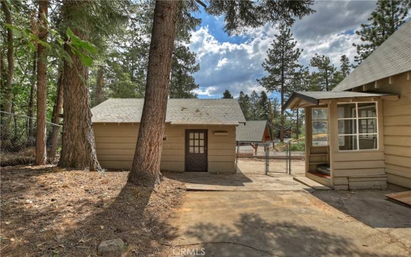 Walk in door to Garage