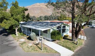 Adorable double wide manufactured home!