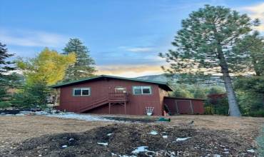 2325 Woodland Drive, Pine Mountain Club, California 93222, 2 Bedrooms Bedrooms, ,1 BathroomBathrooms,Residential,Buy,2325 Woodland Drive,SR24240434