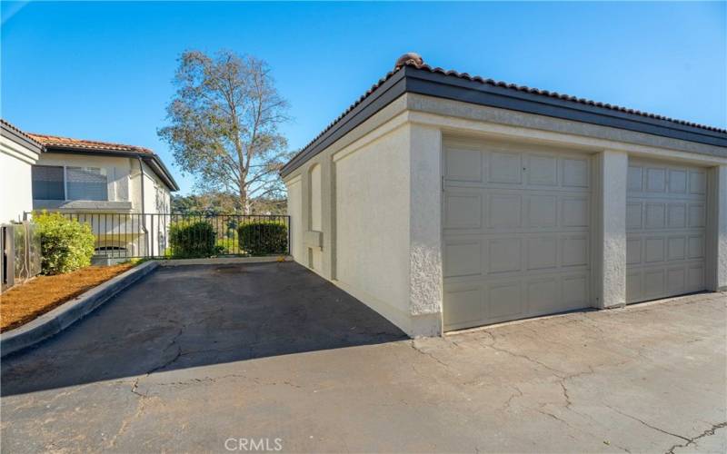 Private Garage with extra parking!