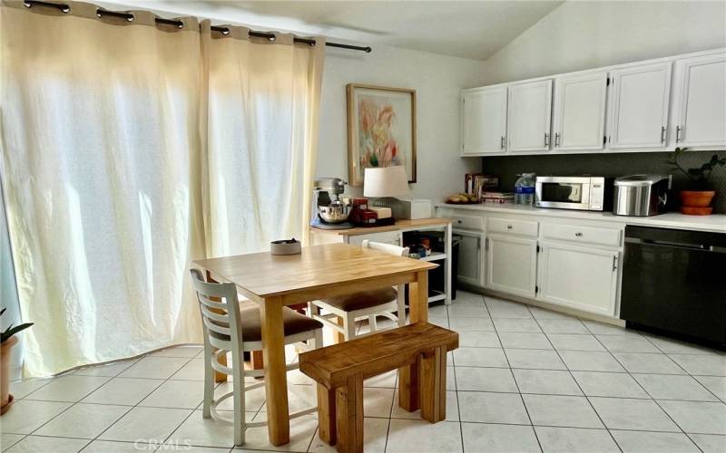 Dining room in kitchen