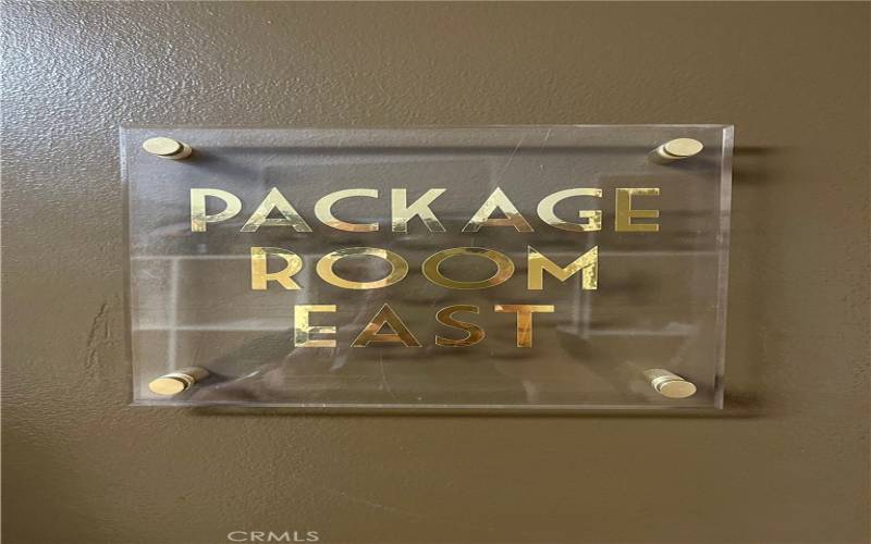 Package room for package deliveries