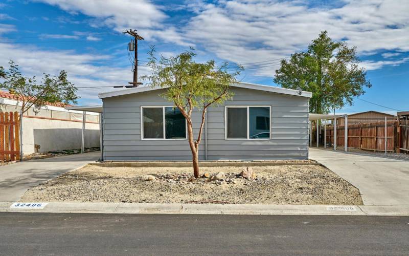 32406 Hopi Cir Thousand Palms-large-002-