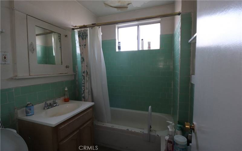 bathroom of rear unit