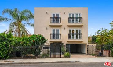 1357 Seward Street, Los Angeles, California 90028, 2 Bedrooms Bedrooms, ,1 BathroomBathrooms,Residential Lease,Rent,1357 Seward Street,24467493