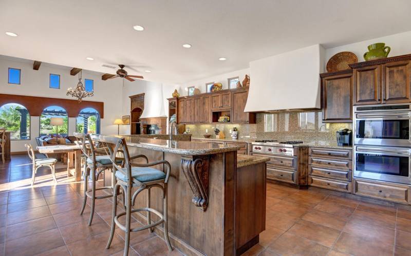 KITCHEN ANGLED OVER BREAKFAST BAR RS