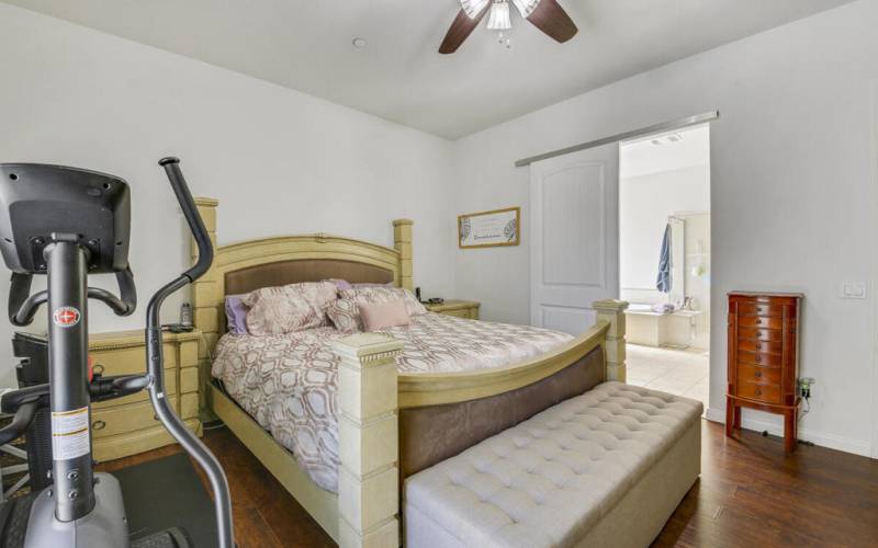 20 MASTER BED MLS