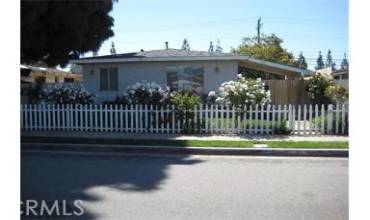 546 E Chalynn Circle, Orange, California 92866, 3 Bedrooms Bedrooms, ,1 BathroomBathrooms,Residential Lease,Rent,546 E Chalynn Circle,WS24110860