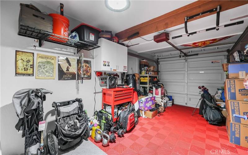 Garage.