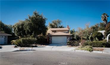 988 Carolyn Court, Colton, California 92324, 3 Bedrooms Bedrooms, ,2 BathroomsBathrooms,Residential,Buy,988 Carolyn Court,IV24240560