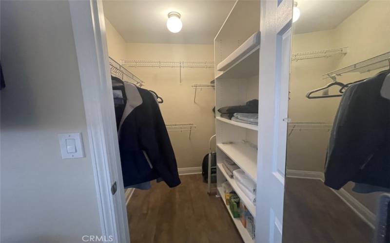 Walk-in Closet