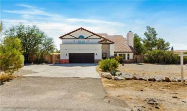 19161 Tecumseh Road, Apple Valley, California 92307, 5 Bedrooms Bedrooms, ,3 BathroomsBathrooms,Residential,Buy,19161 Tecumseh Road,TR24207121