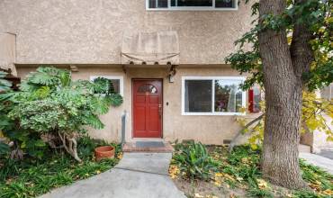 17135 Roscoe Boulevard 9, Northridge, California 91325, 2 Bedrooms Bedrooms, ,1 BathroomBathrooms,Residential,Buy,17135 Roscoe Boulevard 9,SR24241756