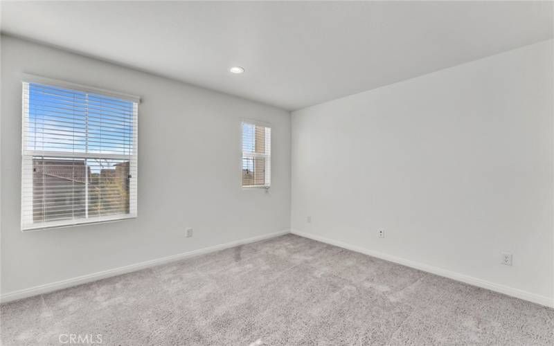 GUEST BEDROOM2-UPSTAIRS