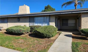 2891 Canyon Crest Drive 72, Riverside, California 92507, 2 Bedrooms Bedrooms, ,2 BathroomsBathrooms,Residential Lease,Rent,2891 Canyon Crest Drive 72,RS24226258