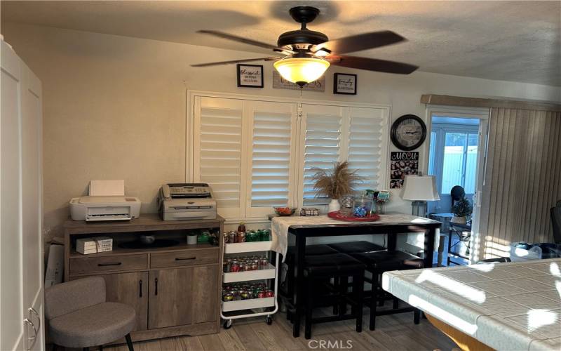 dining area view into sunroom