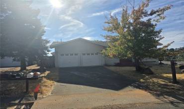 4647 Hawaina Way, Kelseyville, California 95451, 2 Bedrooms Bedrooms, ,2 BathroomsBathrooms,Residential,Buy,4647 Hawaina Way,LC24242448