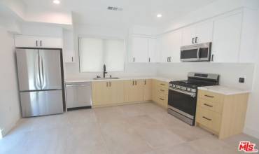 3956 Moore Street, Los Angeles, California 90066, 4 Bedrooms Bedrooms, ,4 BathroomsBathrooms,Residential Lease,Rent,3956 Moore Street,24429915