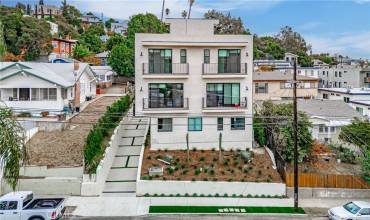 1342 Portia St, Echo Park, California 90026, 5 Bedrooms Bedrooms, ,4 BathroomsBathrooms,Residential Lease,Rent,1342 Portia St,SR24242682